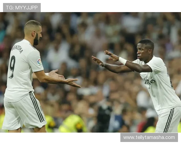 维尼修斯情绪与比赛表现解析：争议事件是否影响竞技状态